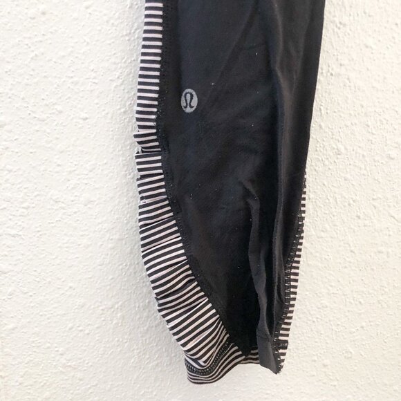 LULULEMON Run: Inspire Crop II *All Full-On Luxtreme - Picture 7 of 9